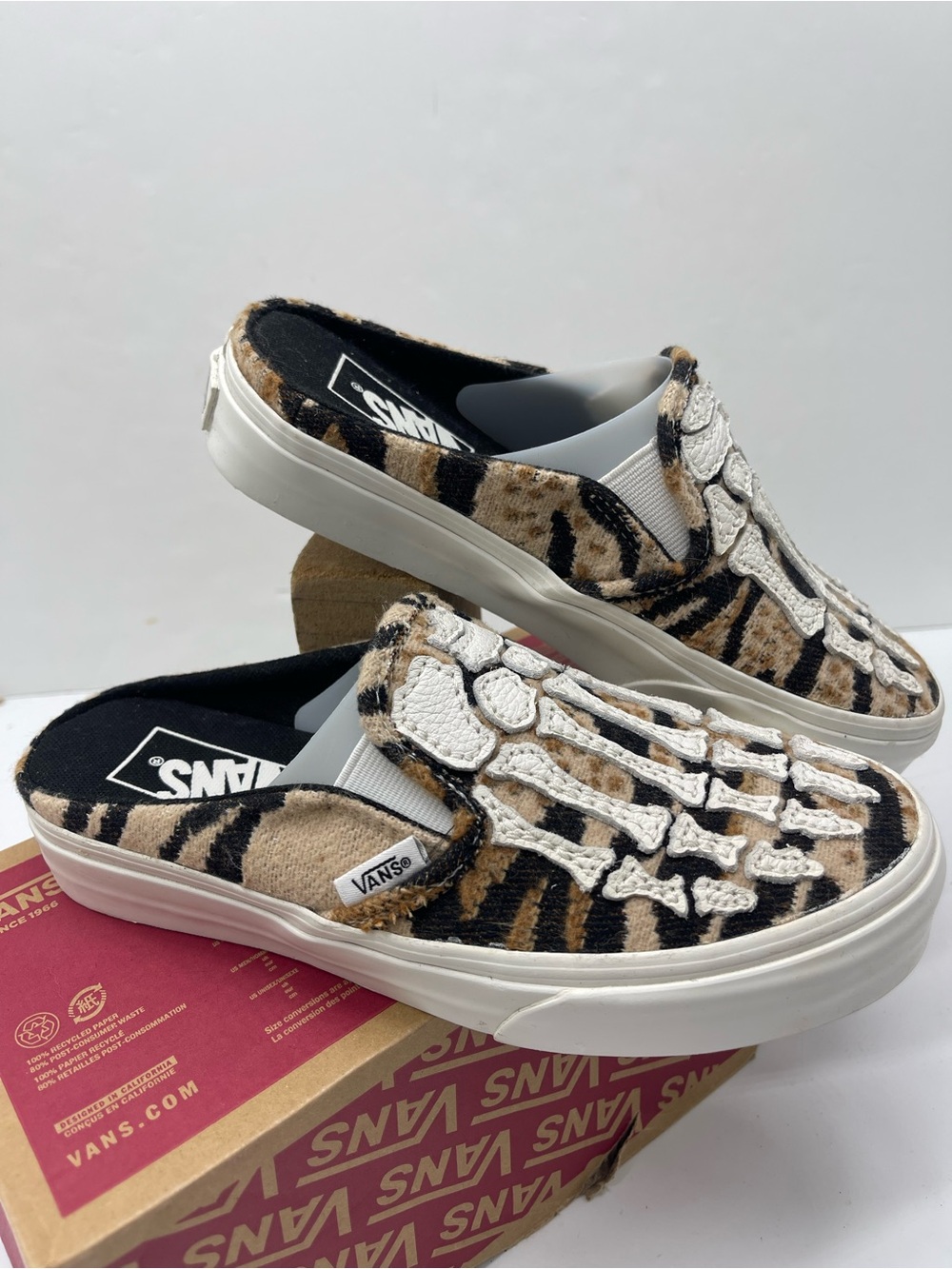 Vans Classic Slipo Mules 
Hazy Bones Blanc De Blanc
VN0A4P3UJVY Mulle Sneakers - Picture 6 of 15